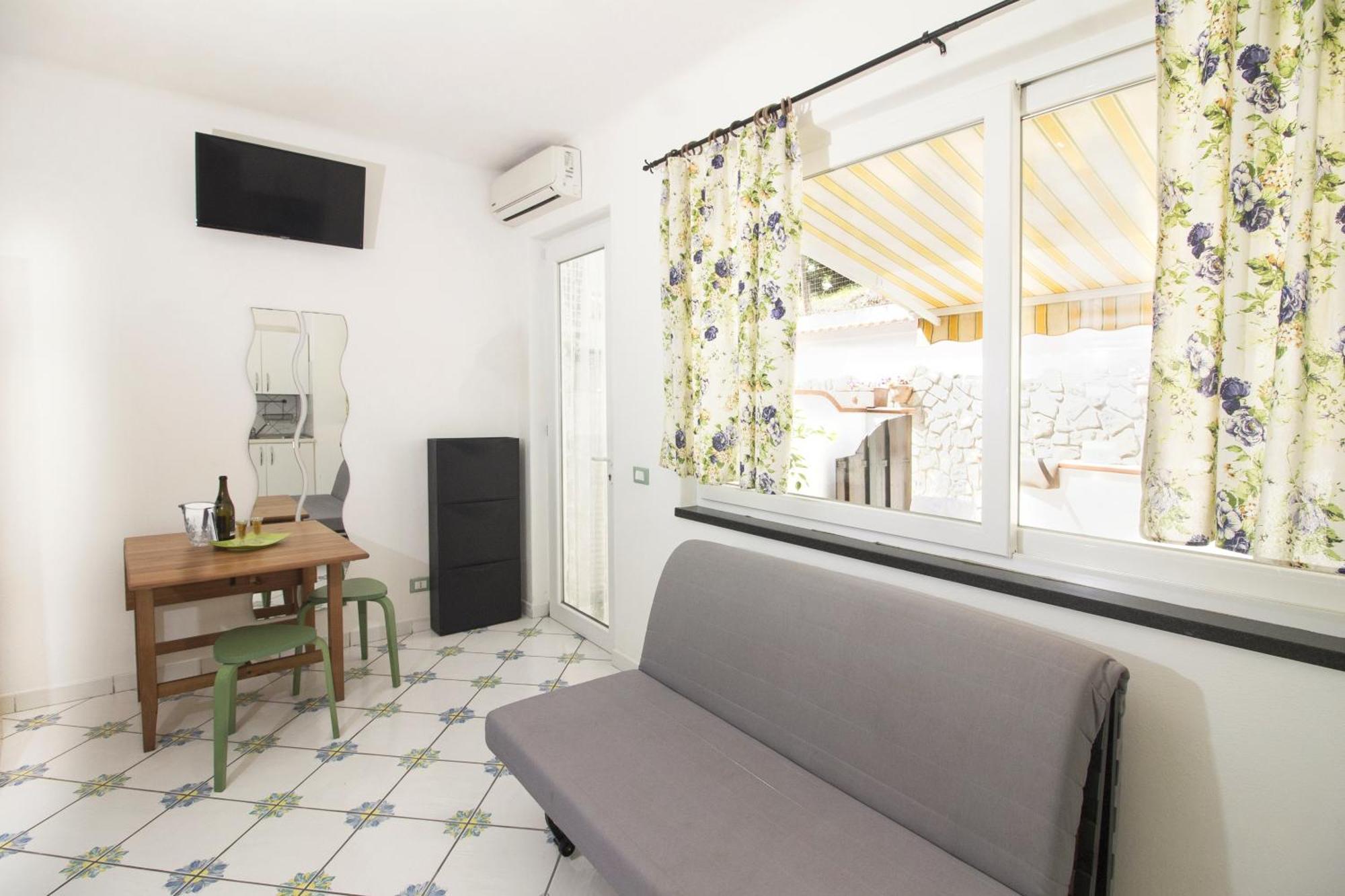 La Turrita Apartments Forio  ภายนอก รูปภาพ